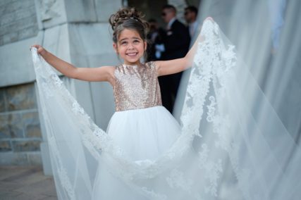 Photojournalistic-Wedding-Photo-_-Girl-on-Wedding-Day-_-Flower-Girl-_-Candid-Wedding-Photo