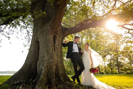 Summer-Weddings---Outdoor-Wedding---Summer-Wedding-Photoshoot---Summer-Wedding-Scenery-