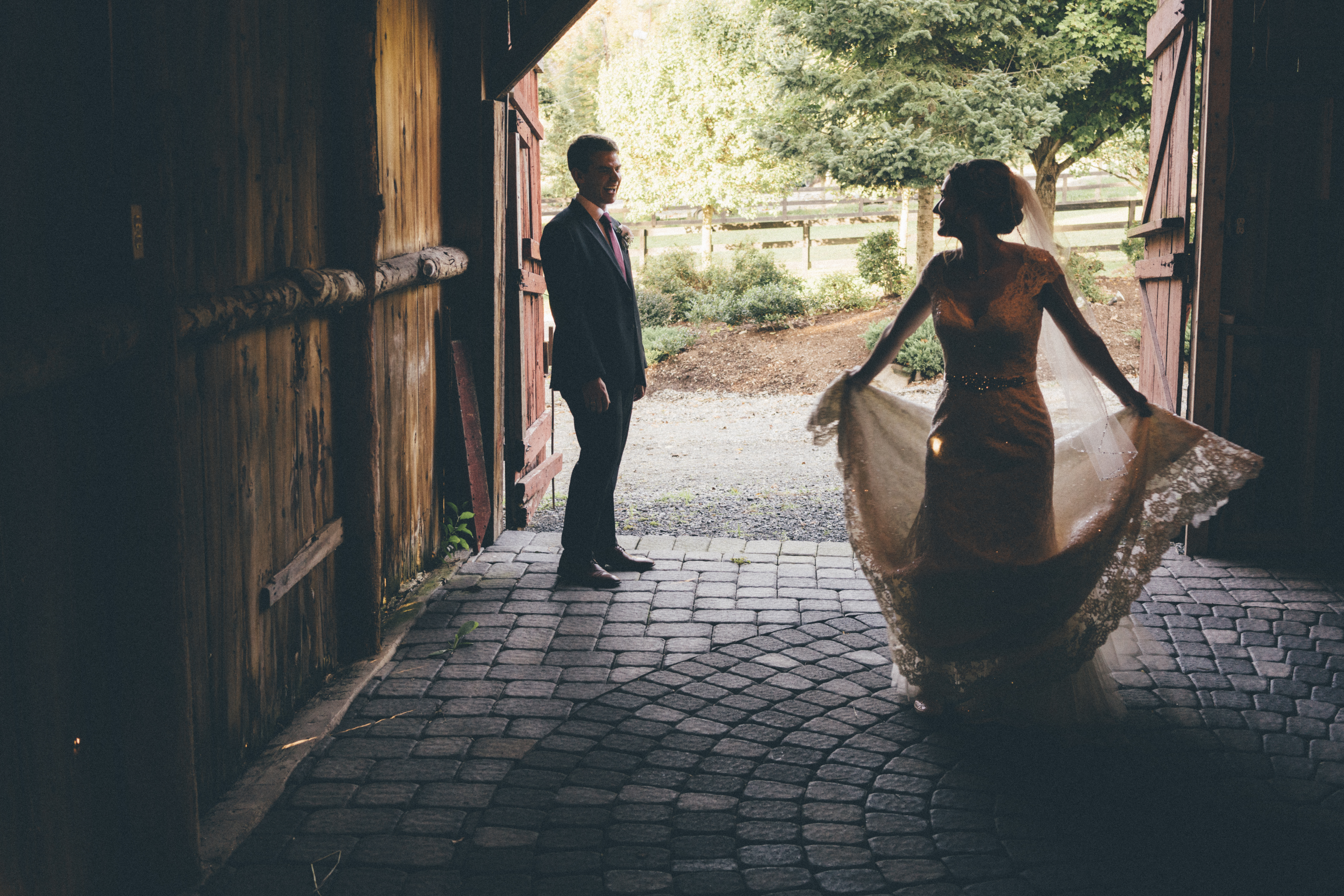 Ten Tips for Beautiful Vineyard Wedding Photos | Rangefinder