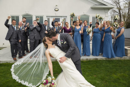 bride and groom kissing at Candlewood Inn