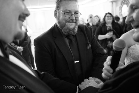 bride and groom saying wedding vows