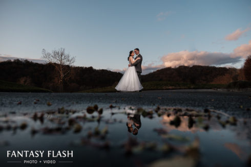 a bride and groom at the Hollow Brook Golf Club