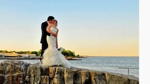 Glen Island Harbour club wedding photographer